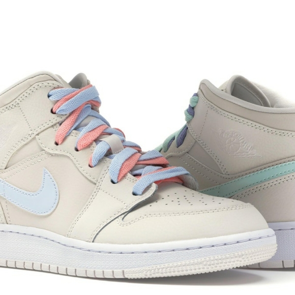 Multi color swoosh phantom Clearance